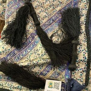 Vintage 1970’s Silk Coverlet Tassles Blanket Blue Purple Black Size 104 X 84 152